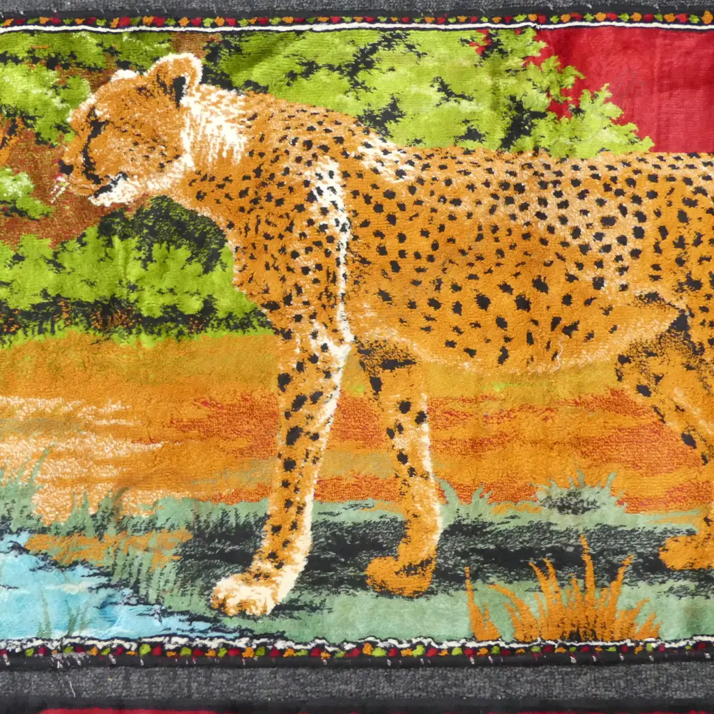 2 X VINTAGE VELVET TAPESTRIES, ONE CHEETAH, ONE ARABIAN DESERT SCENE, 490 X 980MM Image 1++