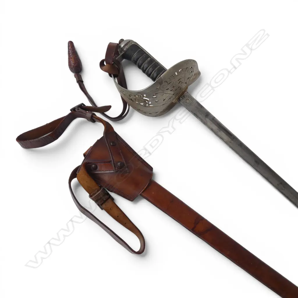 J. R. GAUNT & SON DRESS SWORD & LEATHER SHEATH L.1000mm Image 1++
