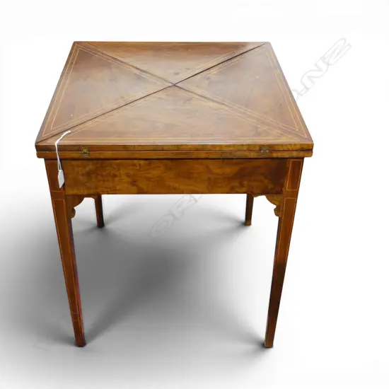 EDWARDIAN MAHOGANY ENVELOPE CARD TABLE 550x550x640mm