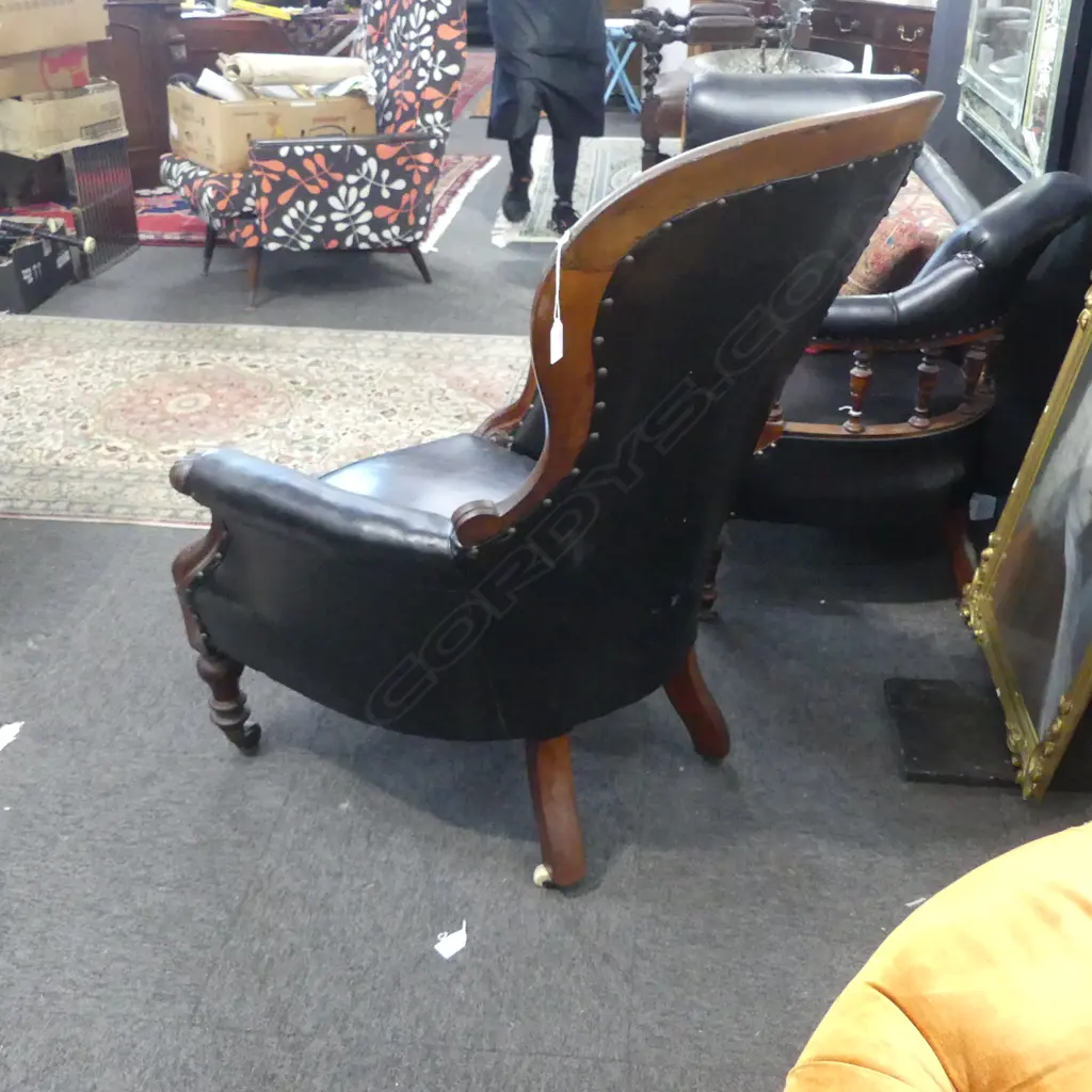 VICTORIAN GRAND FATHER CHAIR  Image 1++