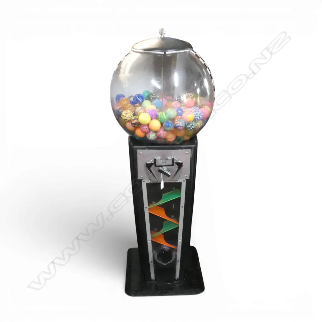 Gumball machine with assorted balls H.1150mm Image 1++