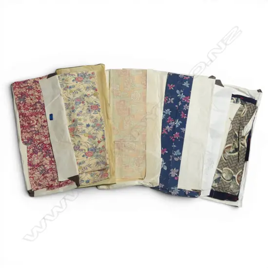 5 VARIOUS VINTAGE JAPANESE FINE KIMONO  MOSTLY LIGHT BRIGHT COLOURS
