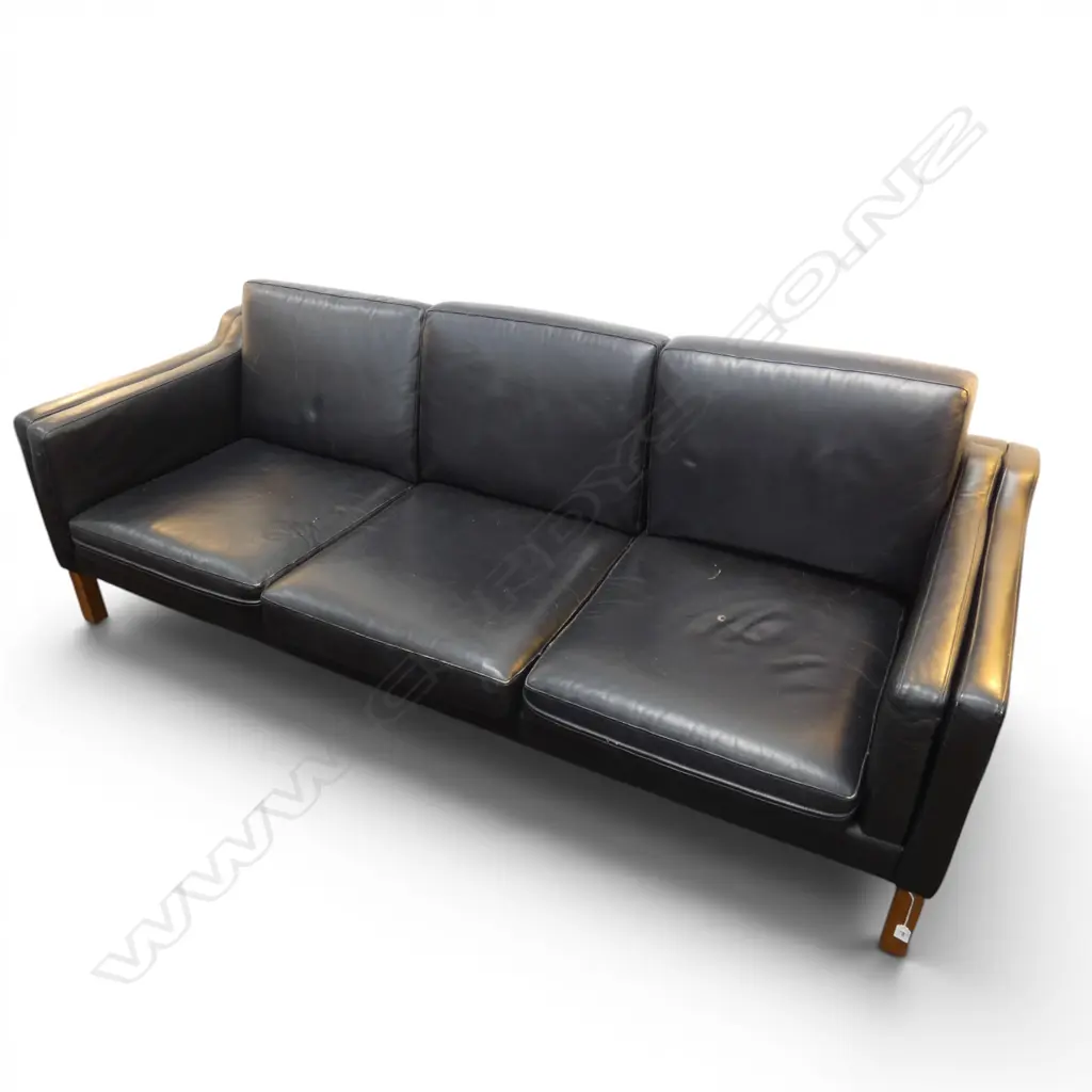 THREE SEATER BORGE MOGENSEN STYLE SOFA faults to upholstery 2210x860x680mm Image 1++