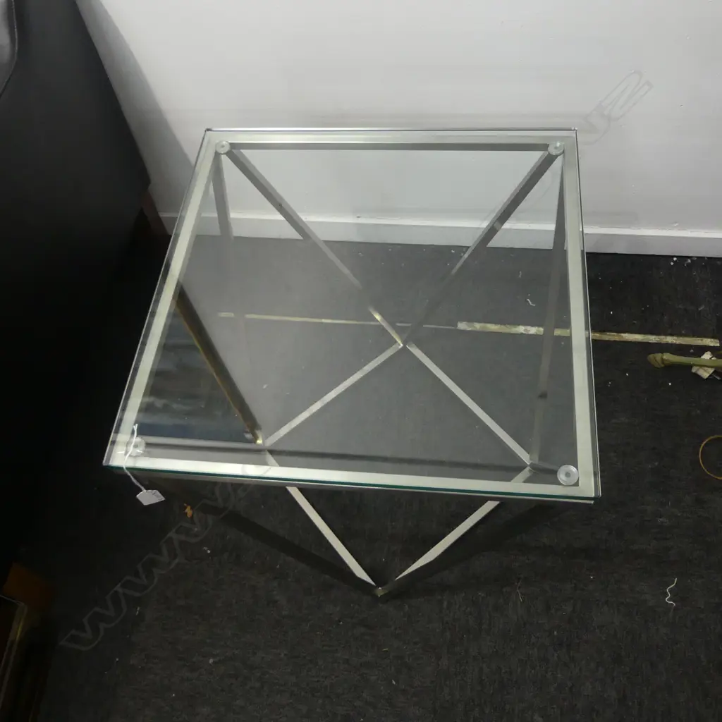 MODERN GLASS TOP TABLE 500x500x550mm Image 1++