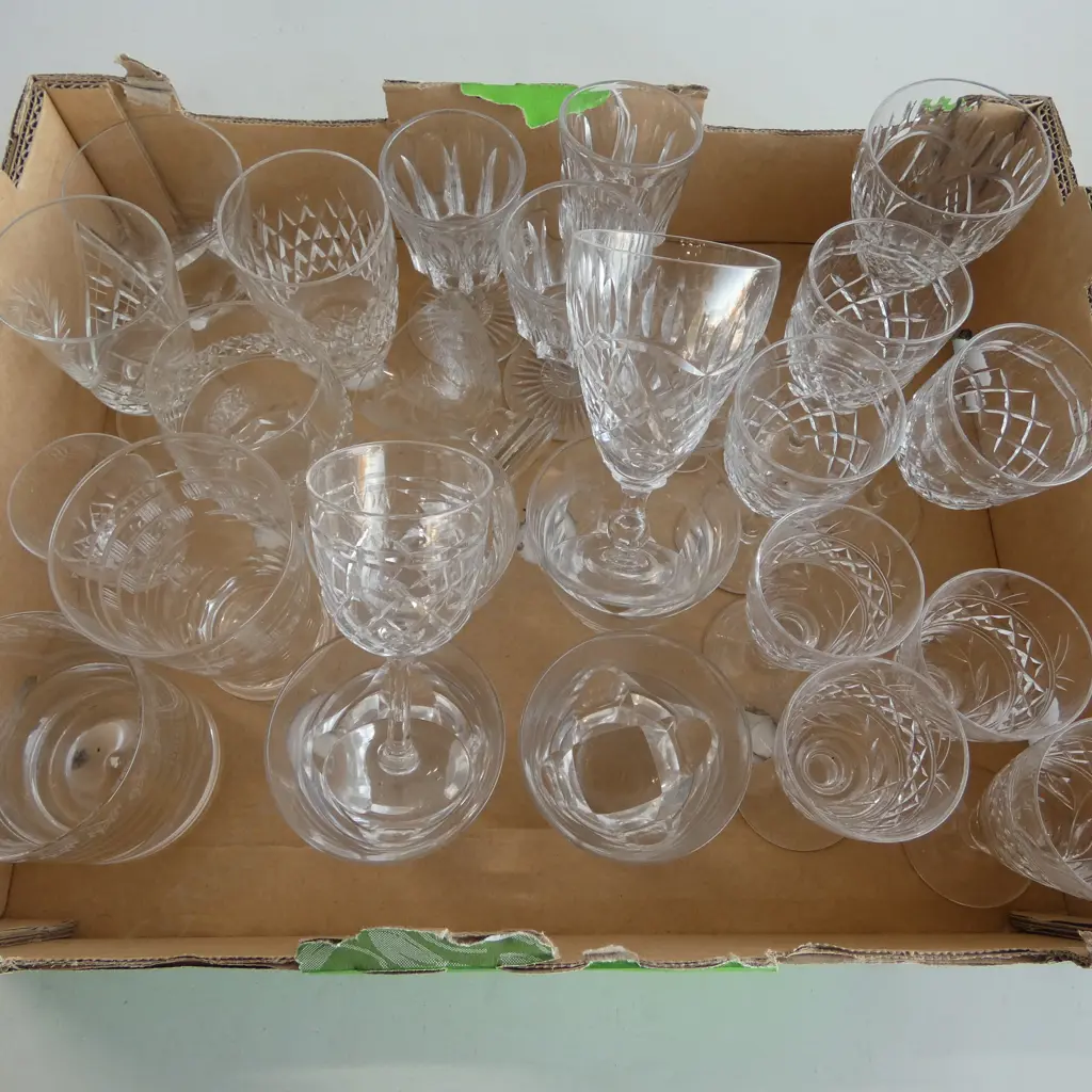 26 ASSTD. CUT CRYSTAL GLASSES  Image 1++