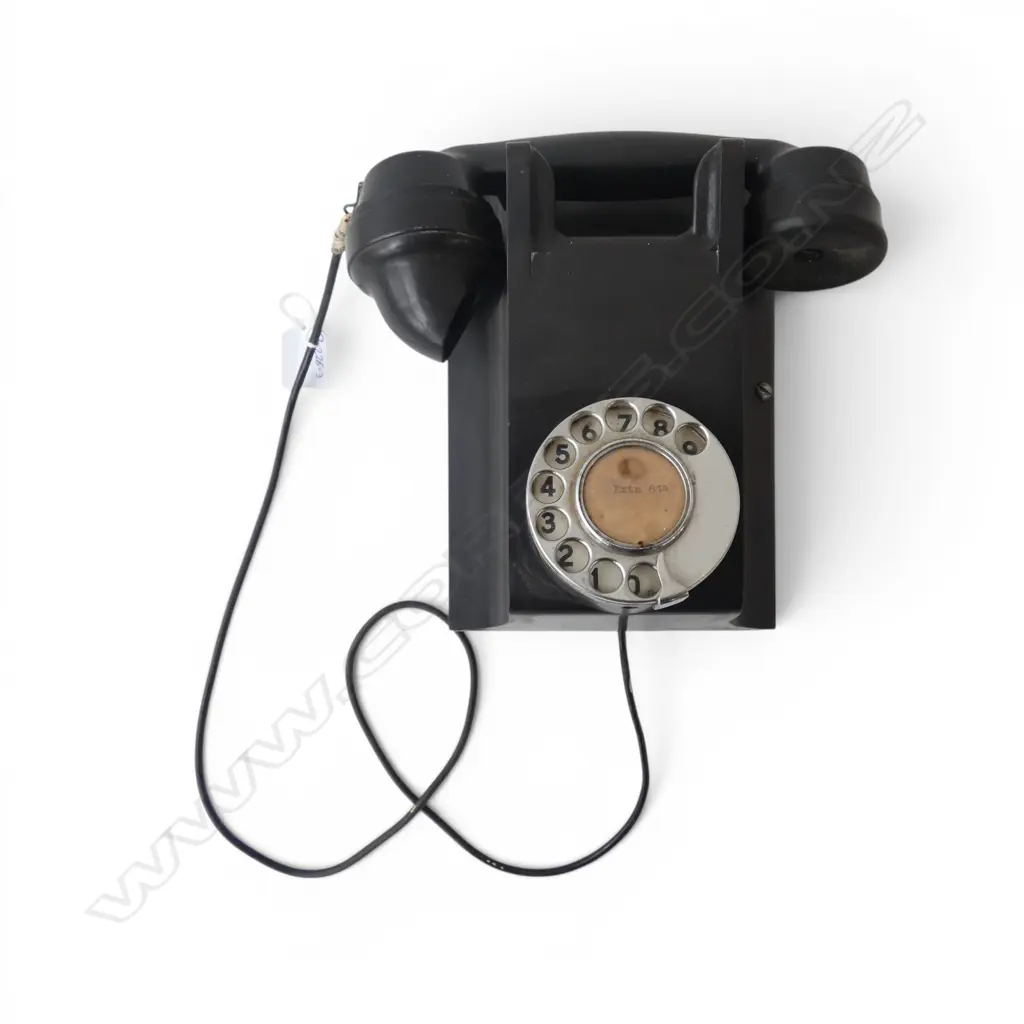 VINTAGE DIAL TELEPHONE  Image 1++
