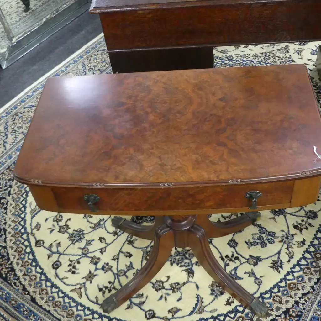 REGENCY STYLE WALNUT PEDESTAL SIDE TABLE H.670mm Image 1++