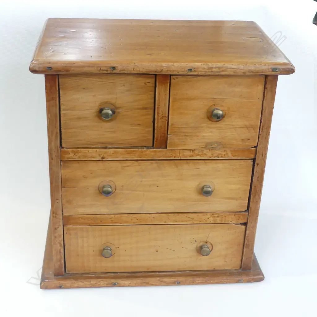 APPRENTICE CHEST 350x230x370mm Image 1++
