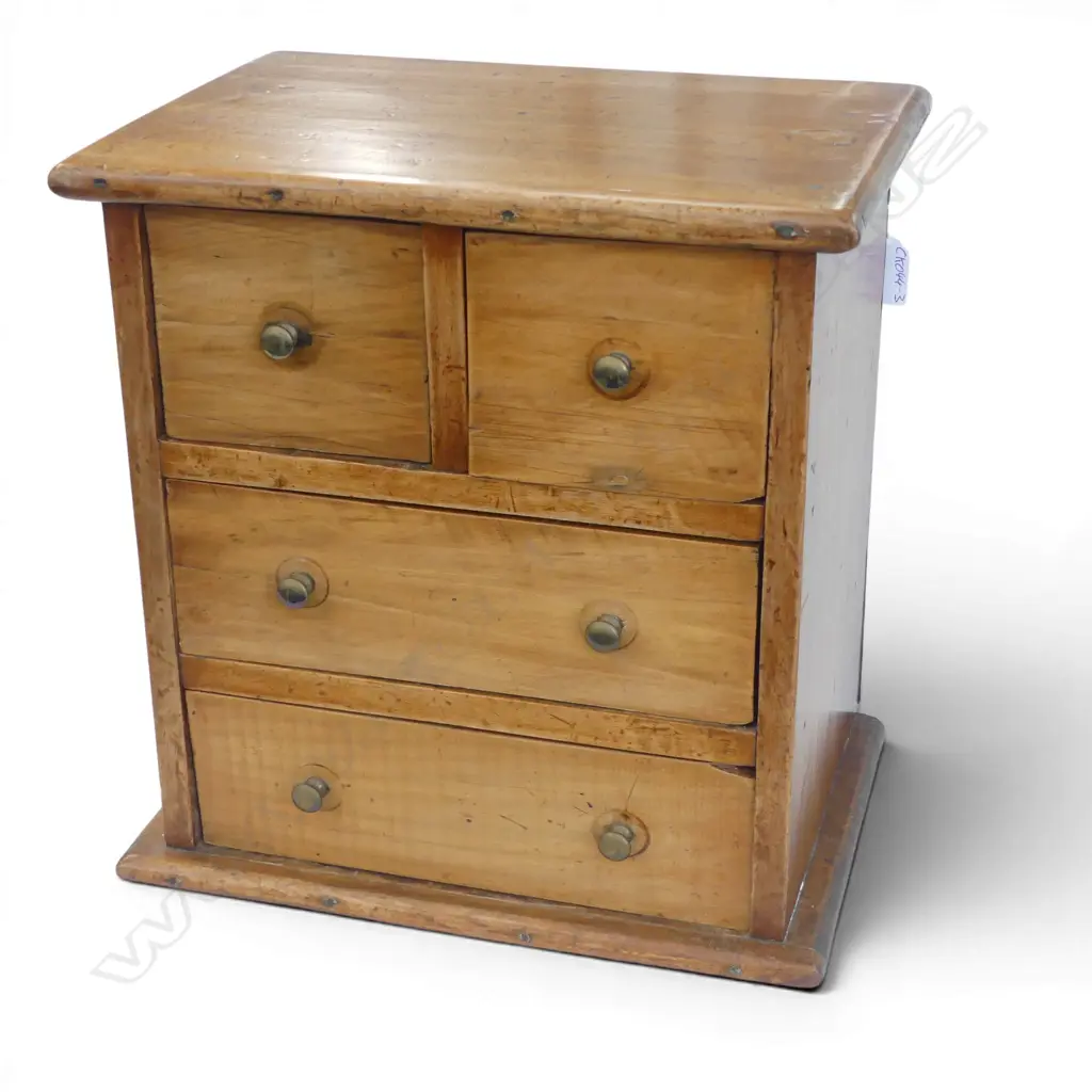 APPRENTICE CHEST 350x230x370mm Image 1++
