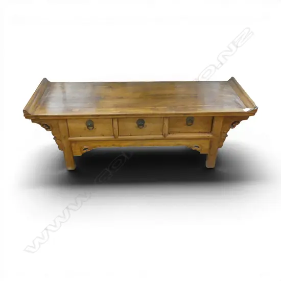 ORIENTAL HARD WOOD COFFEE TABLE w. 3 DRAWERS 1300x450x440mm