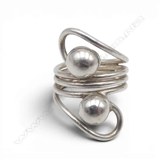 MODERN DESIGN STG SILVER RING 9gms SIZE N