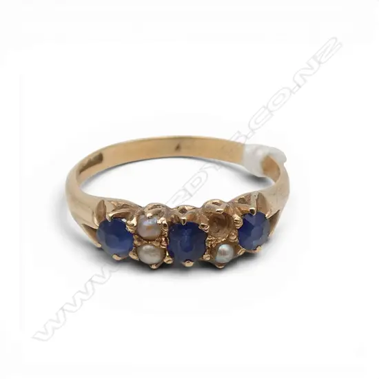 9ct SEED PEARL & SAPPHIRE RING, 1 pearl missing, 2.87gm SIZE P1/2