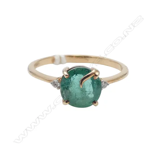 14ct DIAMOND & EMERALD RING SIZE P