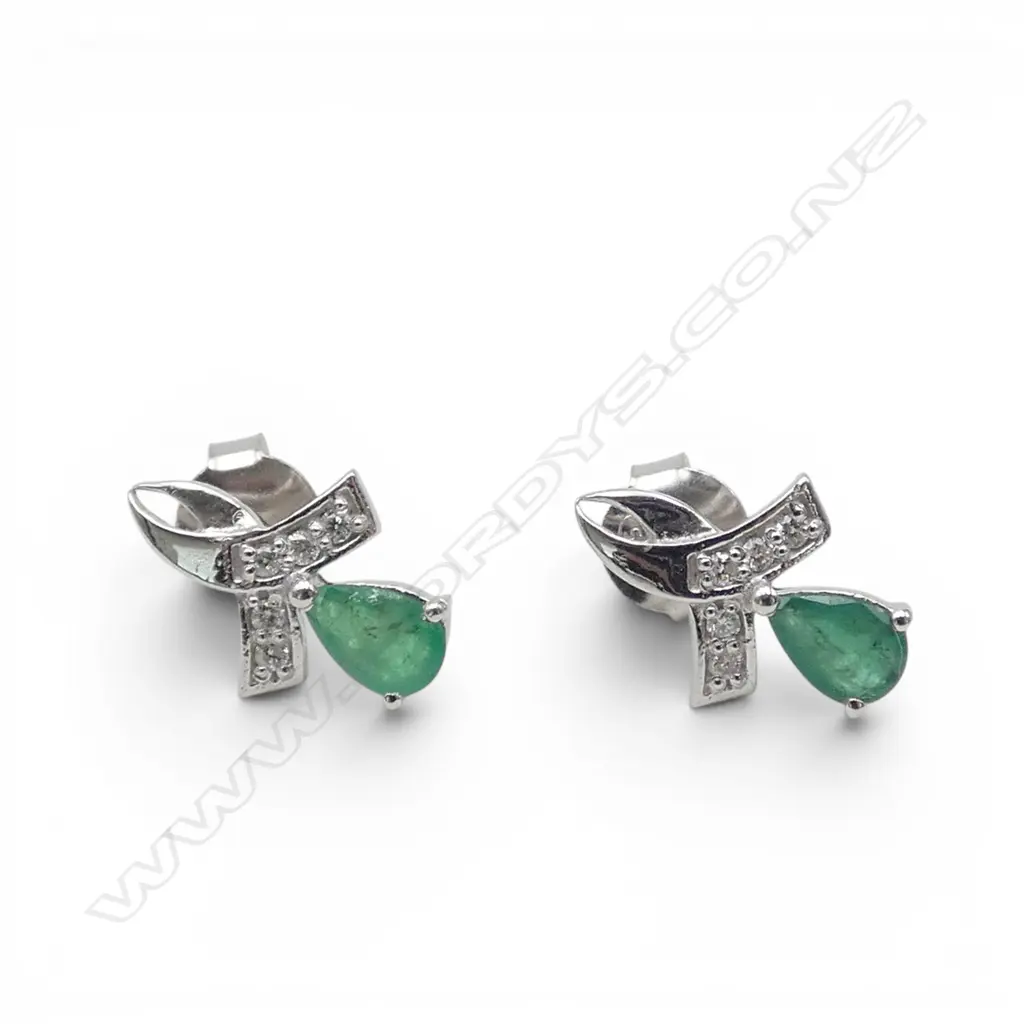 PR SILVER DIAMOND & EMERALD EAR STUDS Image 1++