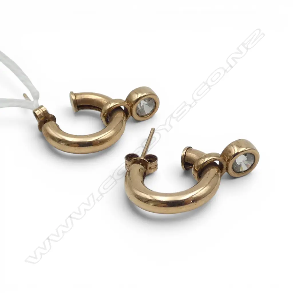 9ct GOLD HALF HOOP & FAUX DIAMOND DROP EARRINGS 4.65gms Image 1++