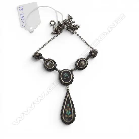 SILVER AND PIETRA DURA PENDANT NECKLACE