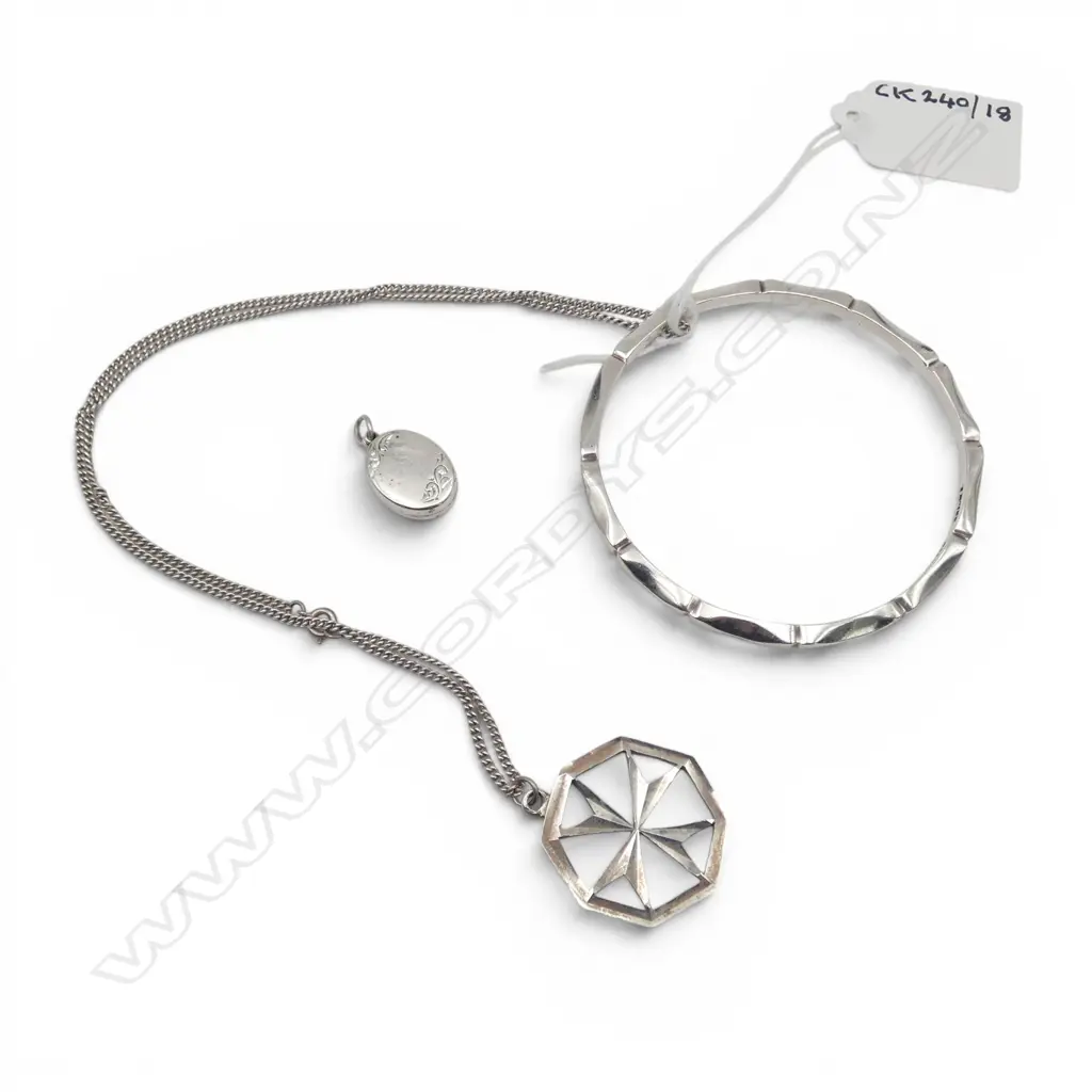 S/SILVER BANGLE  S/SILVER MALTESE CROSS PENDANT ON CHAIN & SMALL S/SILVER LOCKET 31.4GMS Image 1++