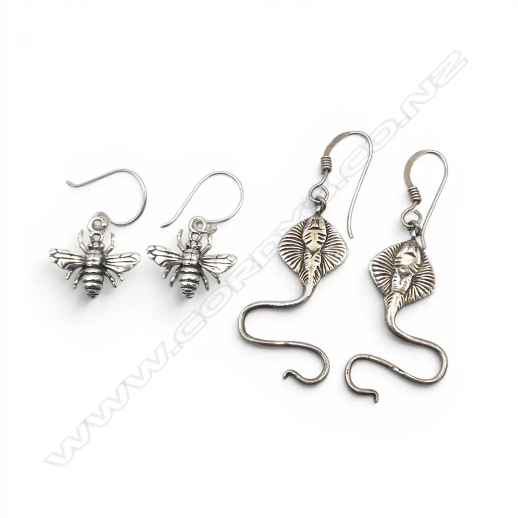2 pairs STG SILVER EARRINGS BEES & SNAKES Image 1++