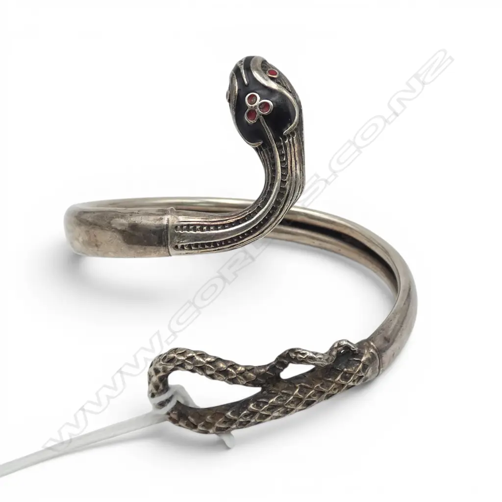 SILVER AND ENAMEL SNAKE BANGLE 13.34gms Image 1++