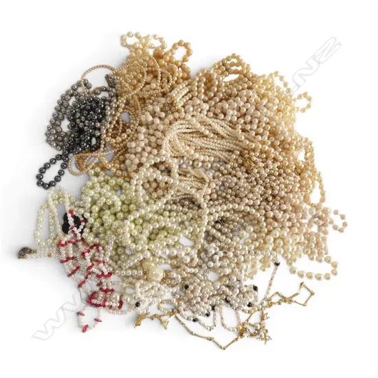 LGE COLLECTION OF FAUX PEARL NECKLACES