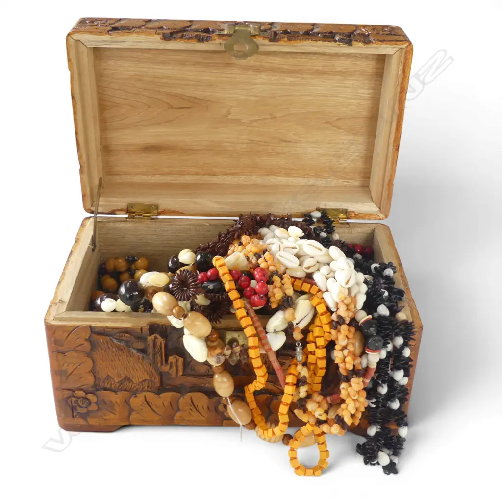 SMALL CAMPHOR BOX WITH SHELL & TRIBAL NECKLACES & BRACELETS Image 1++