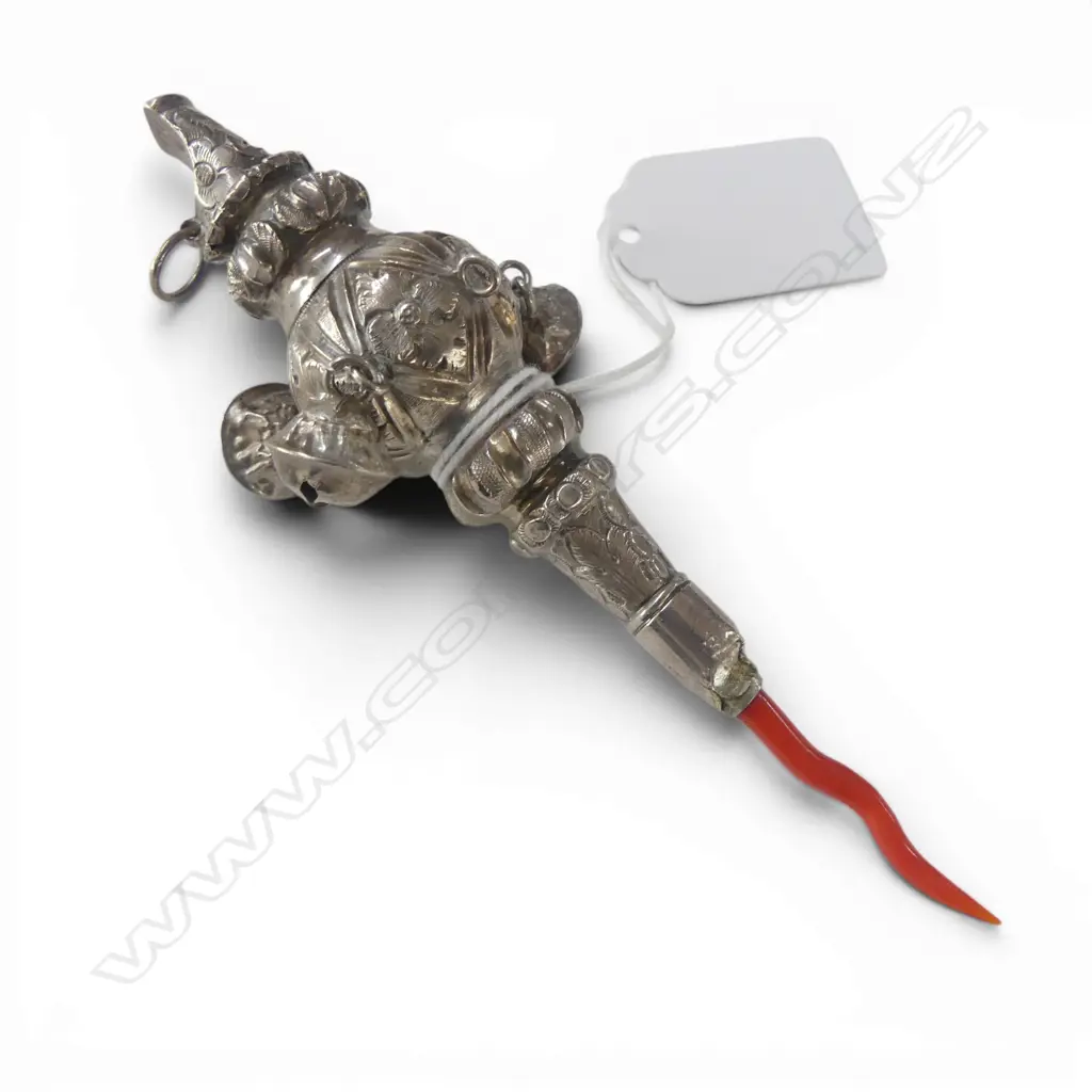 VICTORIAN STERLING SILVER & CORAL BABY RATTLE L.120mm Image 1++