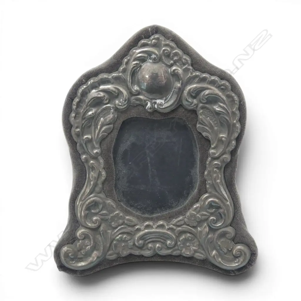 STG SILVER PHOTO FRAME, LONDON 1986 120x100mm Image 1++