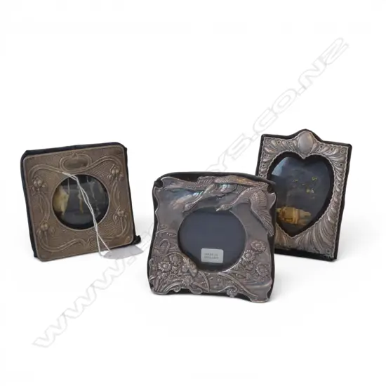 3 LATE 20thC ANTIQUE STYLE STG SILVER PHOTO FRAMES
