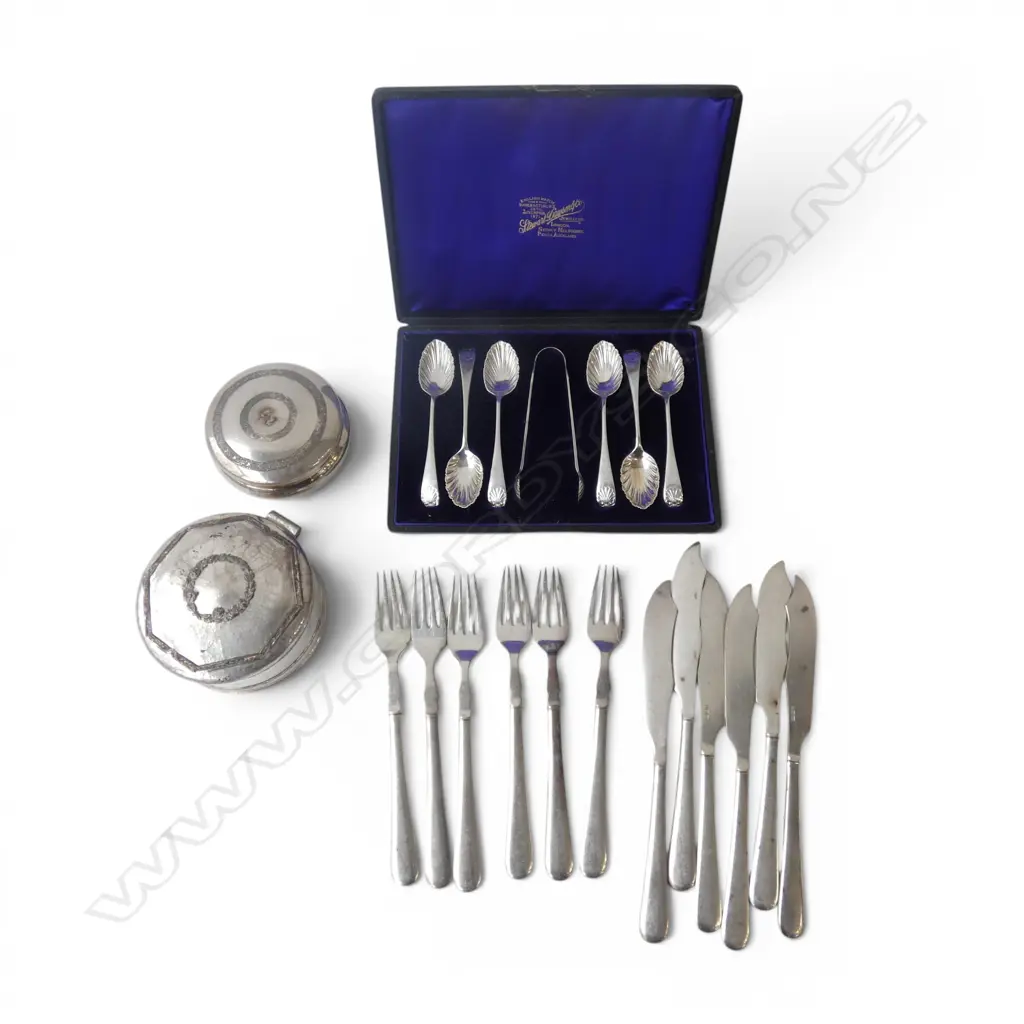 CUTLERY + 2 EP CONTAINERS Image 1++