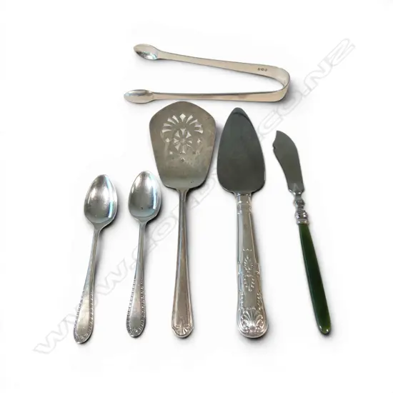 4 STG SILVER UTENSILS 96gms + STG SILVER & POUNAMU HANDLE BUTTER KNIFE & STG SILVER HANDLED SLICE
