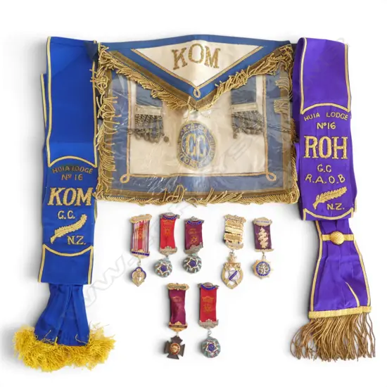 ASST. MASONIC ITEMS INCL. 7 MEDALS (6 STG SILVER 202gms)
