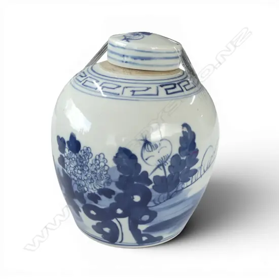ORIENTAL B/W LIDDED GINGER JAR H.165mm