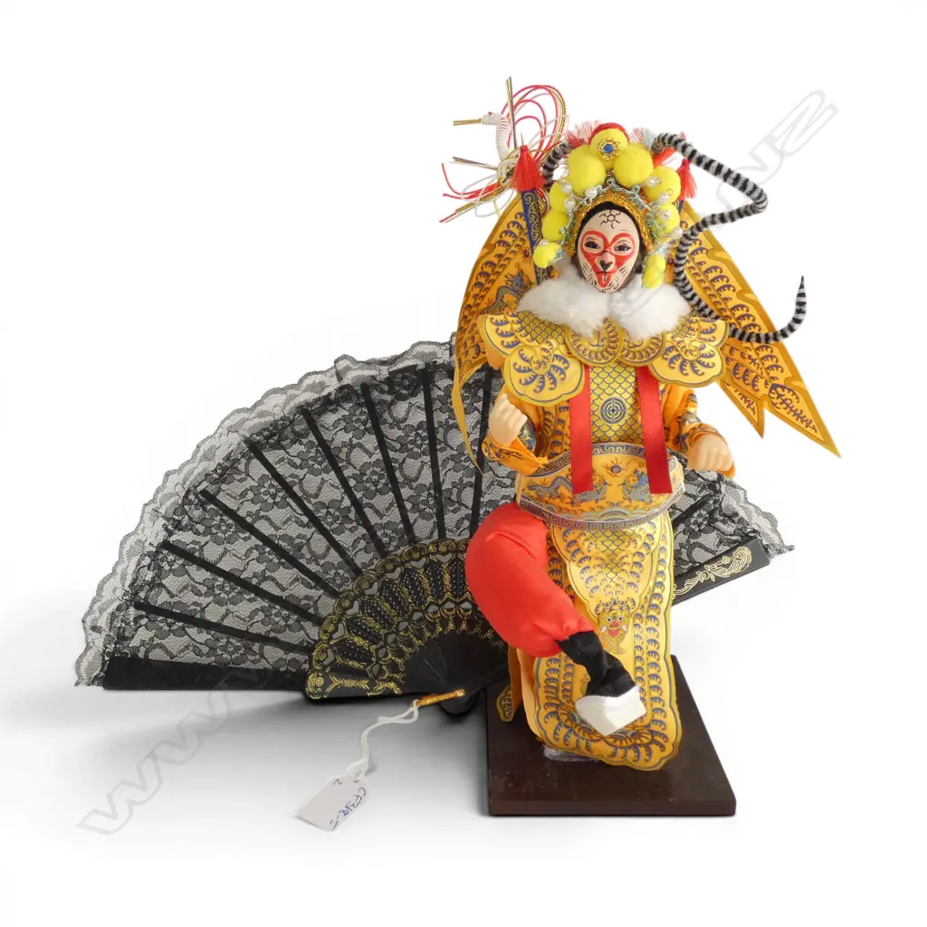 CHINESE FIGURE + FAN H.340mm Image 1++