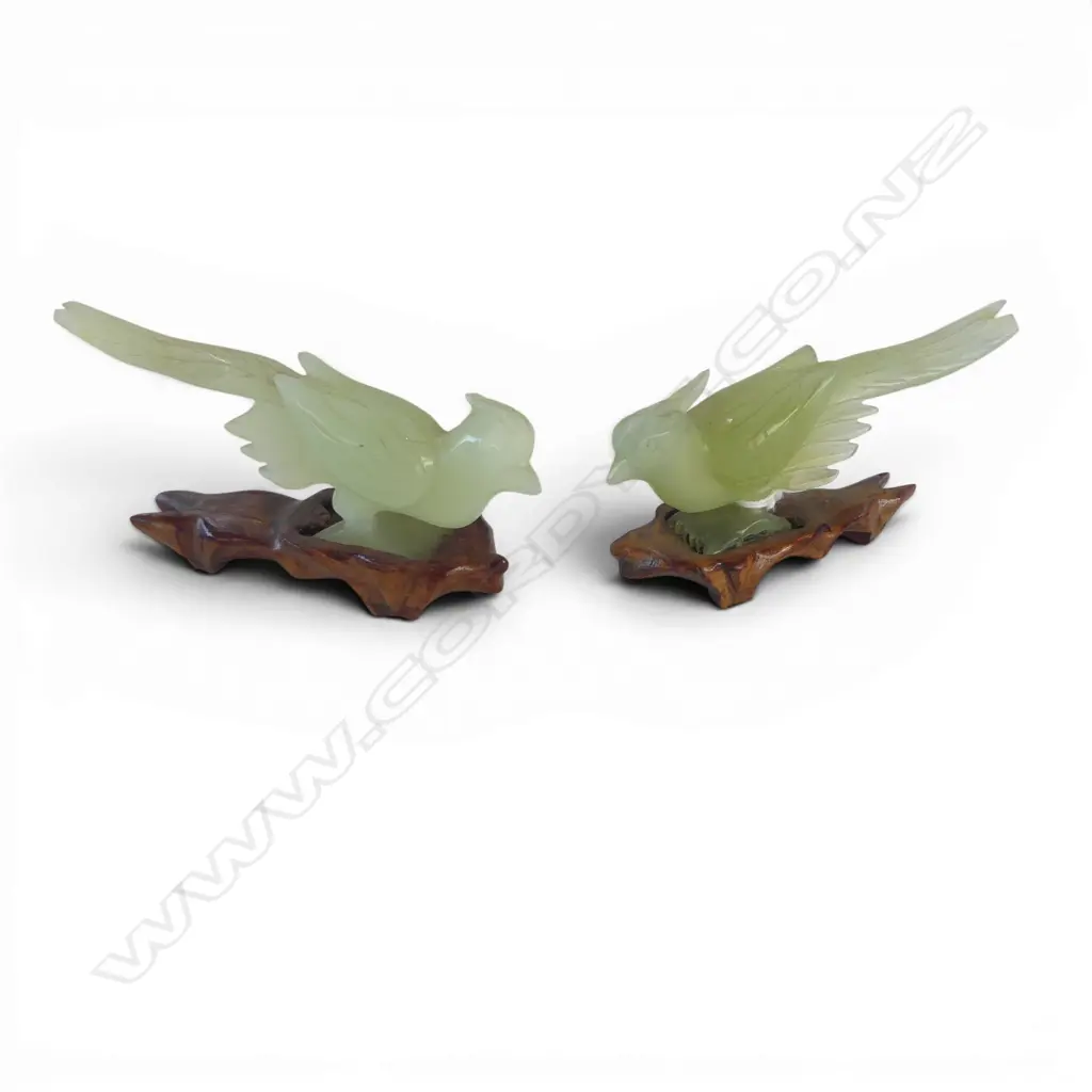 2 CHINESE PALE GREEN JADE CARVED exotic BIRDS on stands. Point of 1 tail chipped. L.100mm Image 1++