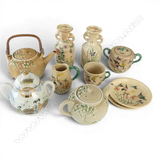 COLLECTION OF JAPANESE PORCELAIN & STONEWARE; 2 BANKO TEAPOTS, SATSUMA, etc