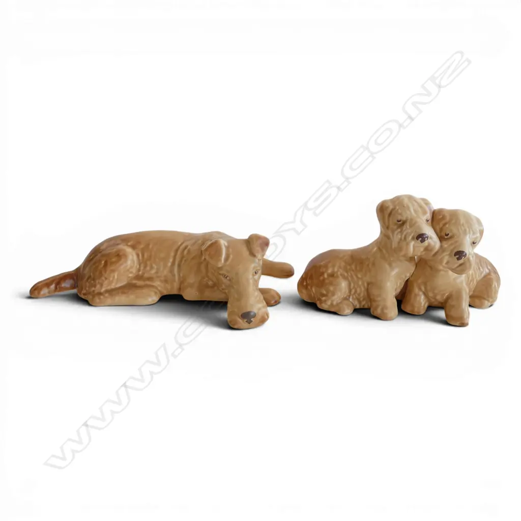 2 SYLVAC TERRIER FIGURINES, #166 H.75x150mm, #162 H.50x170mm Image 1++