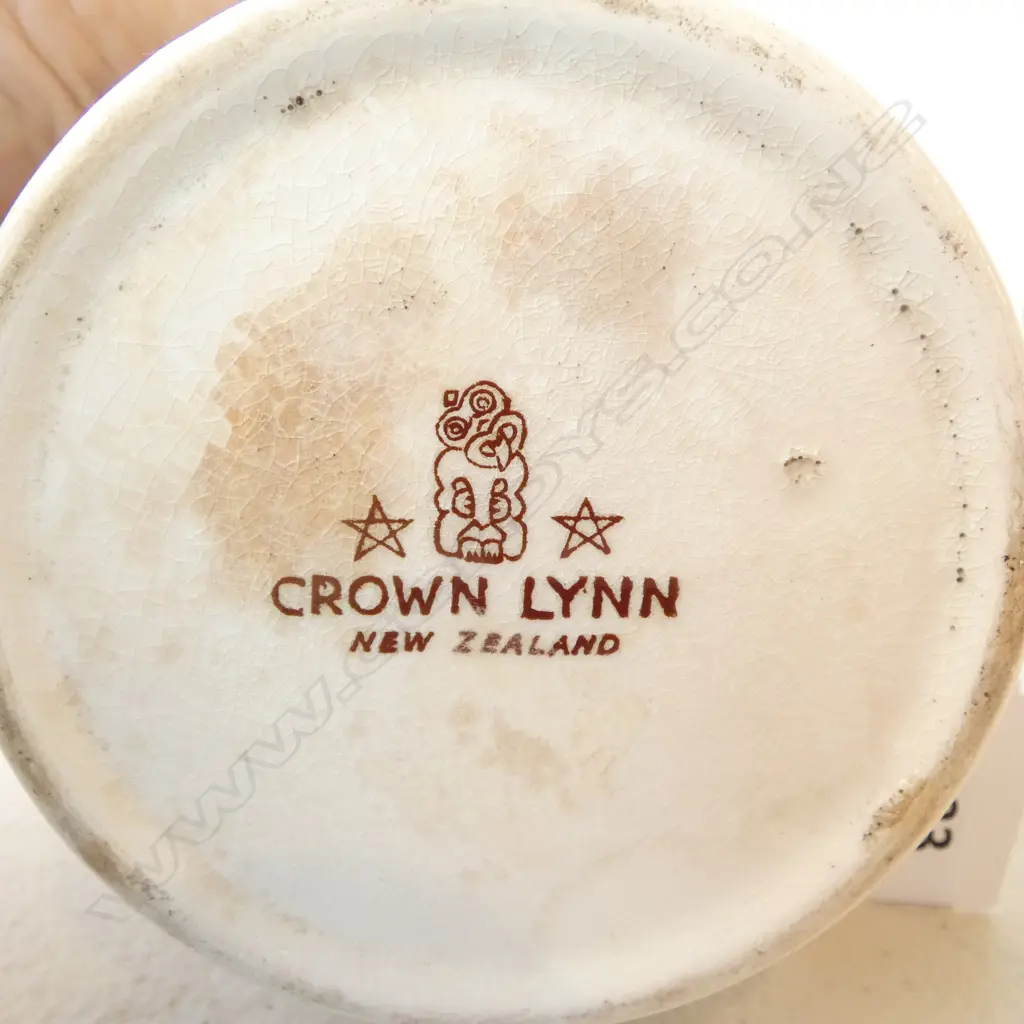 C/LYNN TIKI MARK CANTERBURY NZ CENTENNIAL MUG 1850-1950 Image 1++