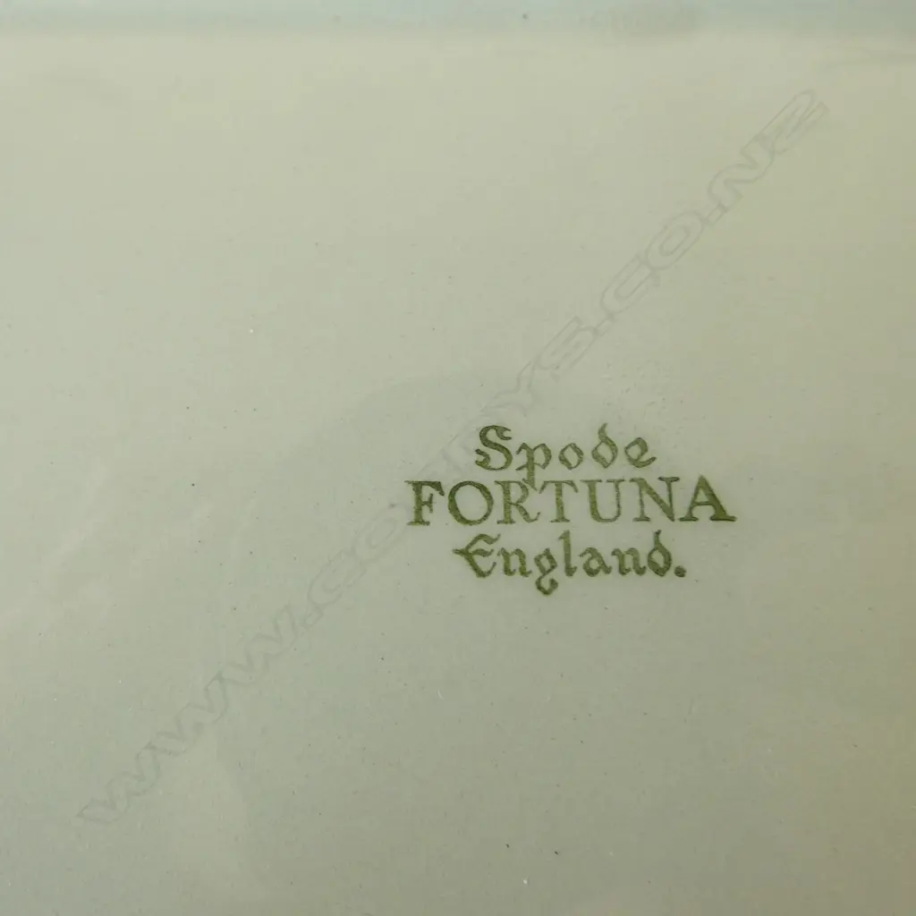 3 VASES; SPODE MANTLE VASE, 'DIANA' URN & ROYAL WINTON hairline to spout H.280mm Image 1++