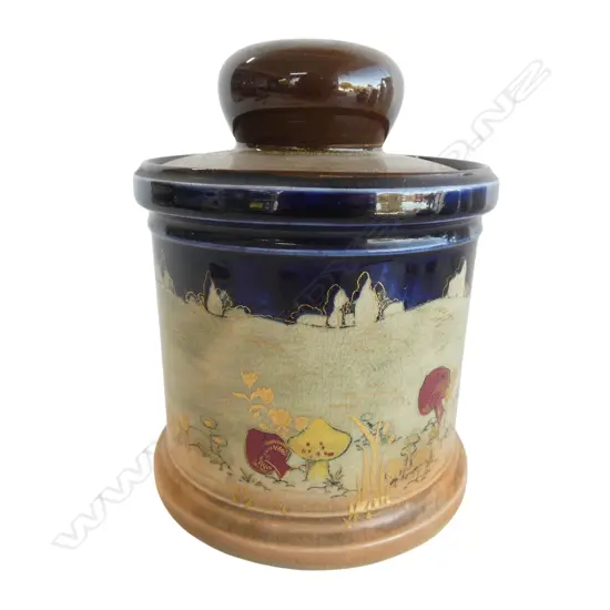 ROYAL DOULTON GNOMES LIDDED TOBACCO JAR, H.150mm, Dia.120mm, lid chipped