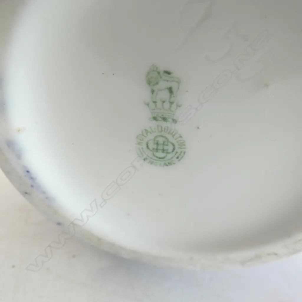 ROYAL DOULTON BLUE CHILDREN VASE, H.120mm Image 1++