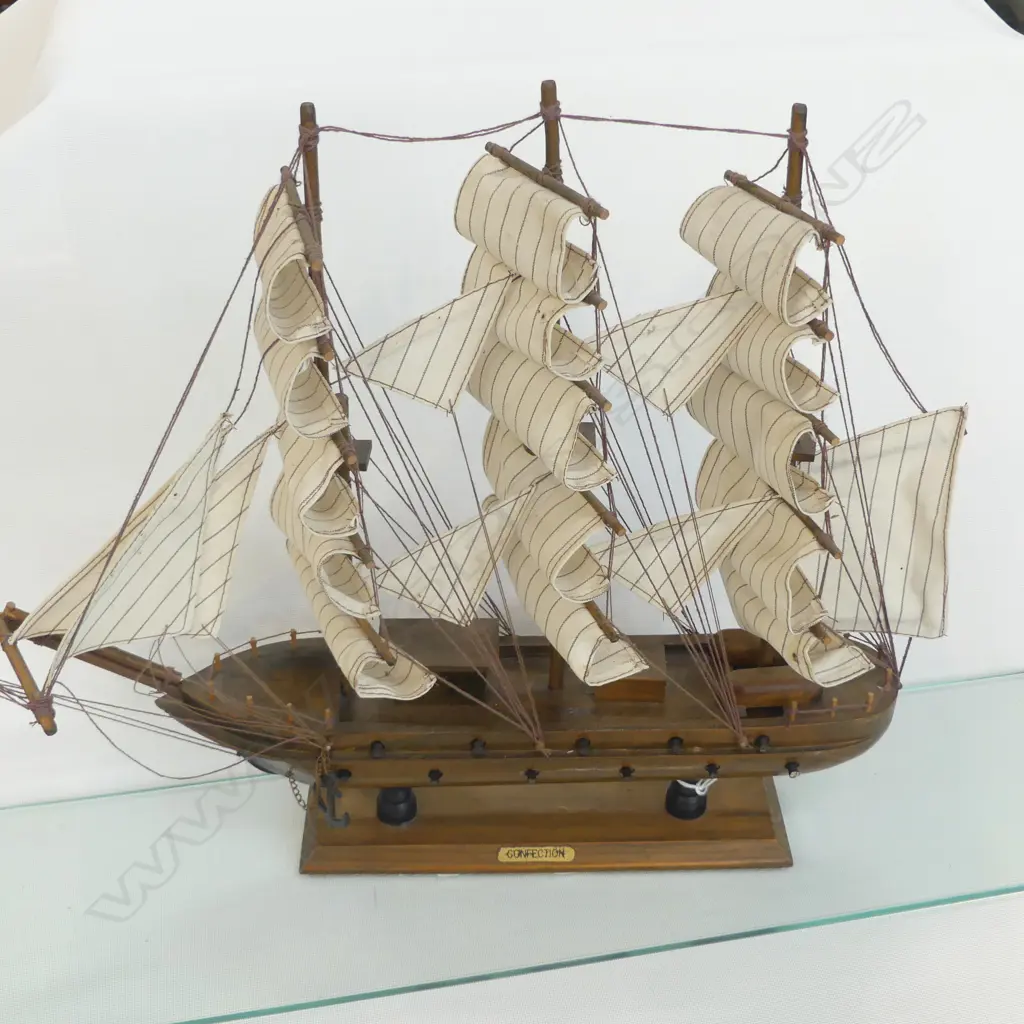 SAIL BOAT MODEL ON GLASS BASE 600x150x380mm Image 1++