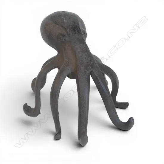 CAST IRON OCTOPUS H.110mm