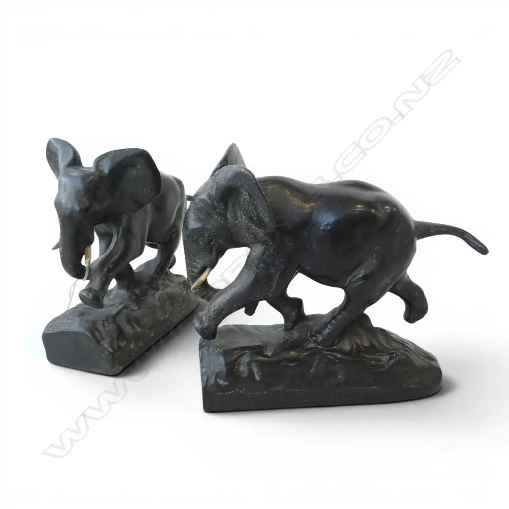 PR ELEPHANT BOOKENDS small faults around legs L.180mm Image 1++