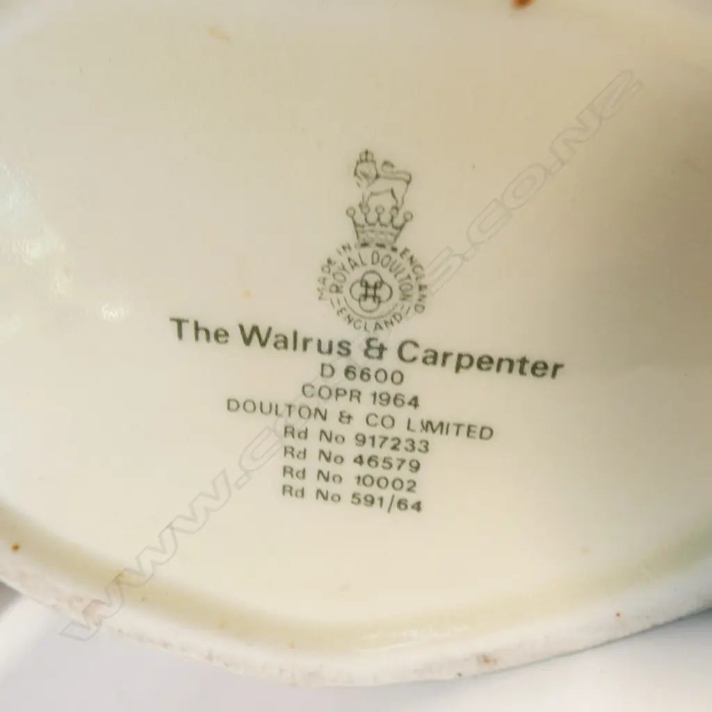 2 LARGE SIZE ROYAL DOULTON CHARACTER JUGS THE WALRUS & CARPENTER &SIMON CELLAR H160MM Image 1++