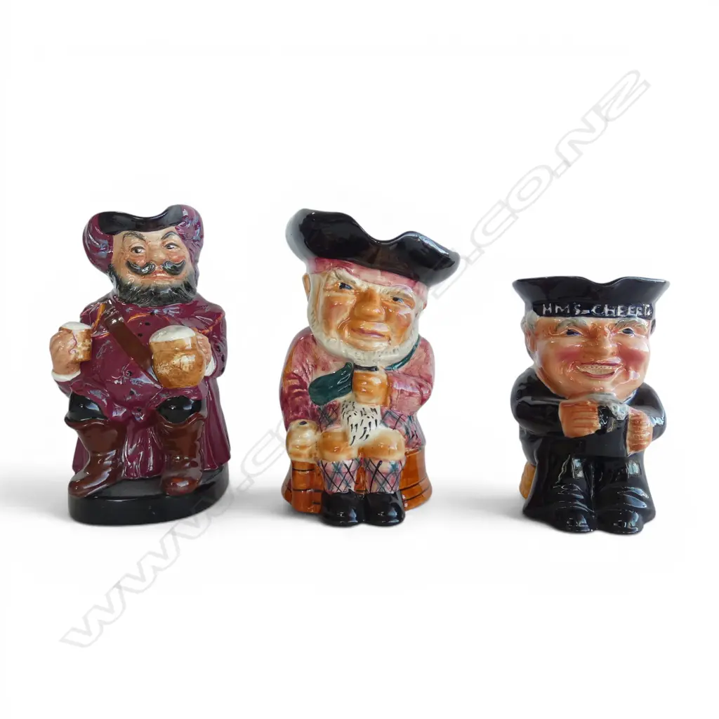 ROYAL DOULTON LARGE SIZE CHARACTER JUG SIR JOHN FALLSTAFF H220MM & 2 SHORTER & SONS CHARACTER JUGS H220MM TALLEST Image 1++