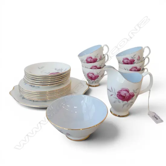 ROYAL ALBERT 'CHARMAINE' PART TEA SERVICE; 6 TRIOS, SUGAR & CREAM