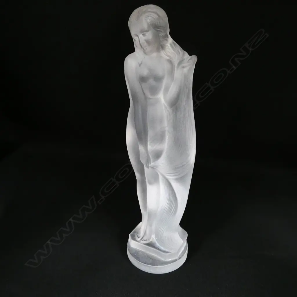 SEVRES FROSTED GLASS FIGURE H.230mm  Image 1++