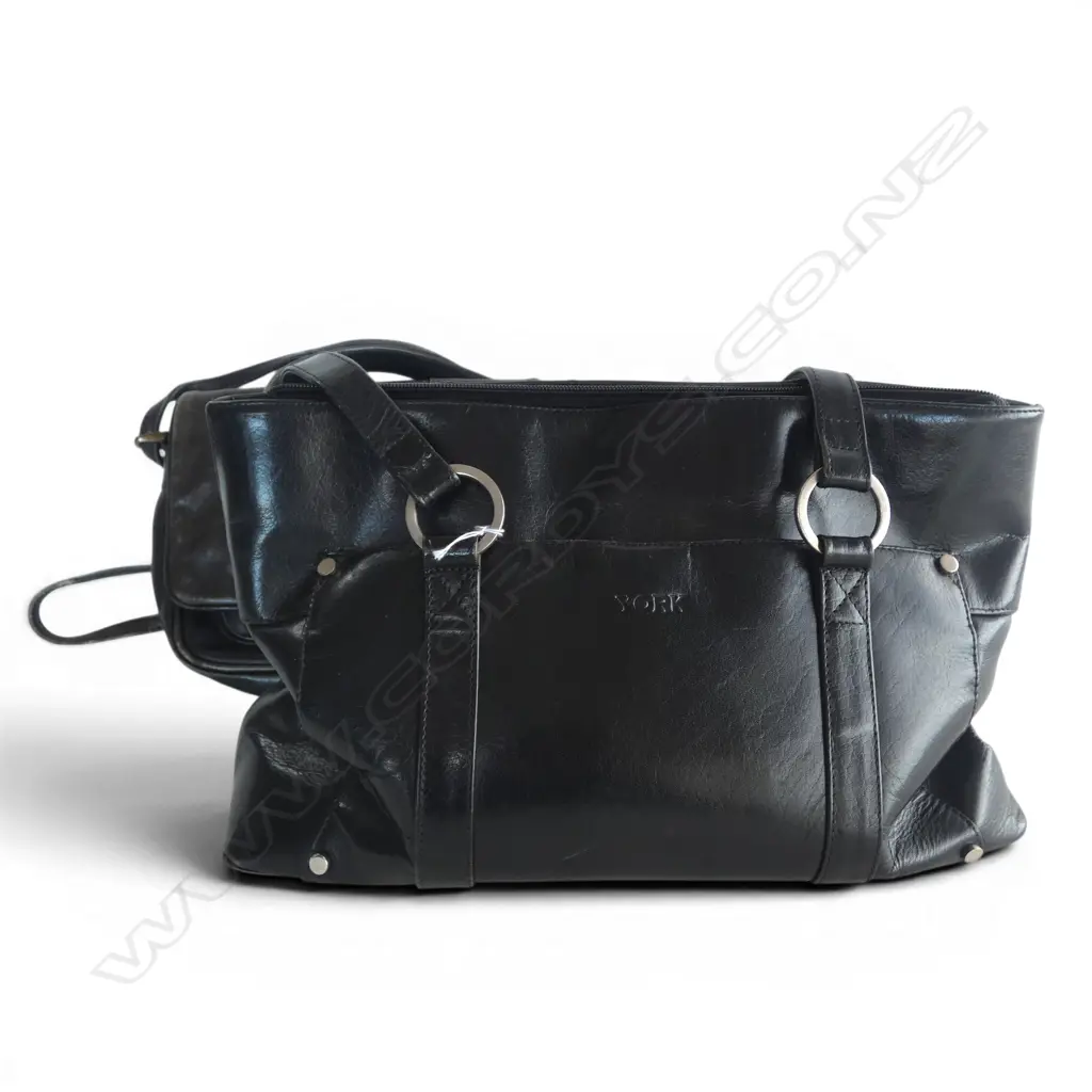 BLACK LEATHER HANDBAG "YORK" design with small leather shoulder bag showing wear Image 1++