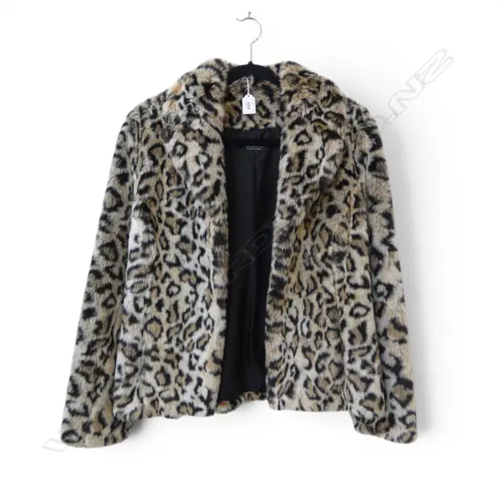 FAUX FUR JACKET MEREDITH LABEL SIZE 10  AS NEW