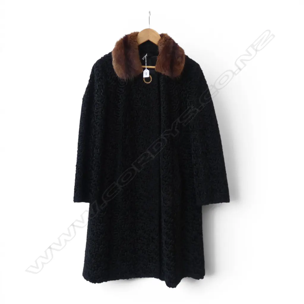 "ASTRA FURS" ASTRACAN COAT with a mink collar size 10/12 Image 1++